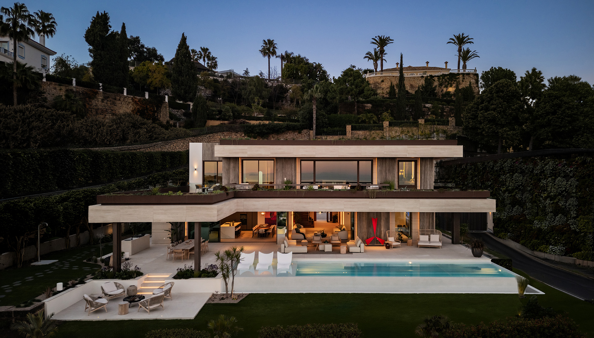 Villa Lyra – The Sky